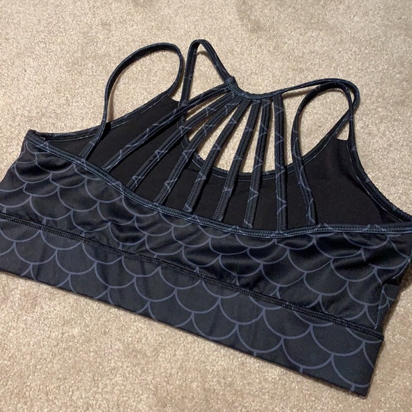 Constantly Varied Gear Dragonscale Sports Bra - Picture 2 of 3